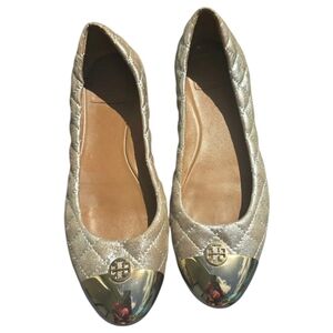 Tory Burch Women's Kaitlin Quilted Metallic Ballet Flats Size  9.5M Silver/Gold
